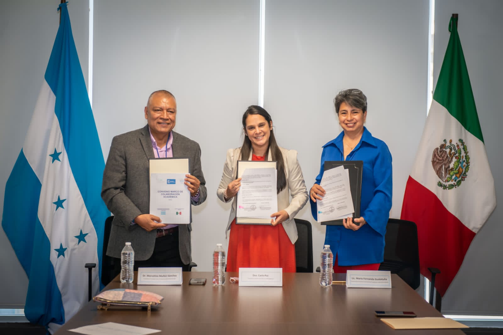 Suscriben convenio de colaboración académica orientado a implementar el Diplomado Formación Docente Tutor en el país